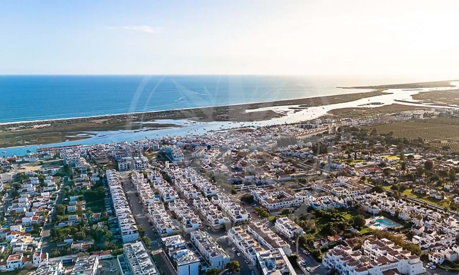 15 Unmissable Things to See and Do in Tavira, Portugal [2025 Guide]