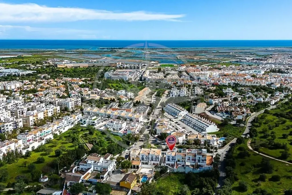 How Tavira’s Balanced Pricing Offers Value vs Other Algarve Towns